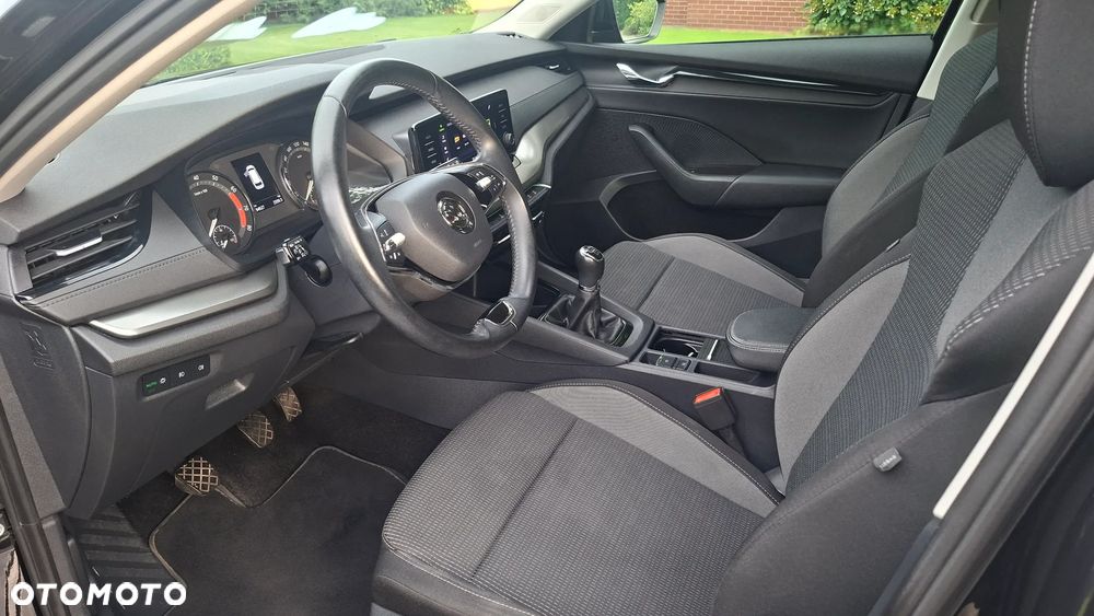 Skoda Octavia 1.5 TSI ACT Ambition - 9