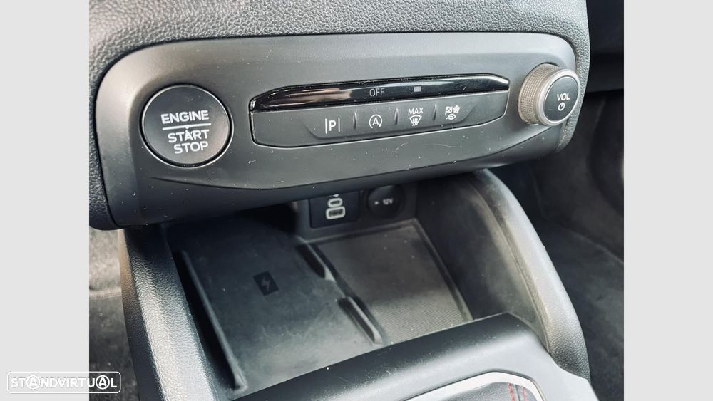 Ford Focus SW 1.0 EcoBoost MHEV ST-Line X - 17