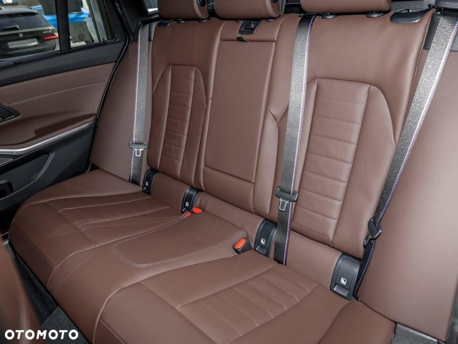 BMW Seria 3 - 14