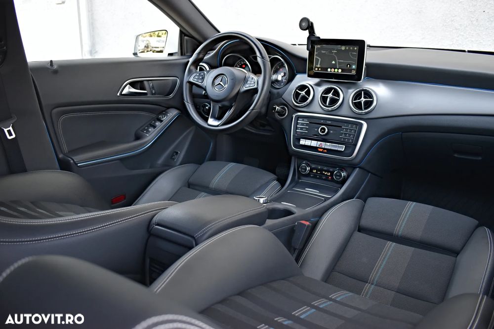 Mercedes-Benz CLA Shooting Brake 220 (CDI) d 7G-DCT Urban - 9