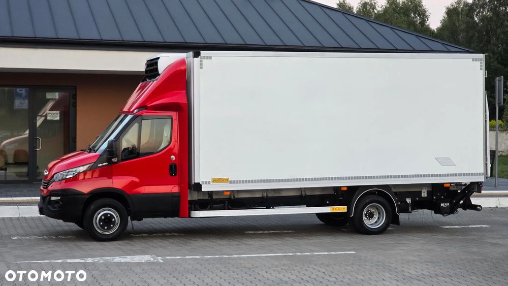 Iveco IVECO DAILY 72C18 3.0 180KM DMC 7200 ❗❗ MODEL 2019 / CARRIER XARIOS 500 / MROŹNIA +32 -32 / ZABUDOWA JEGGER 10 EP / GRUBA ŚCIANA / WINDA BAR 1000KG / NAVI / KAMERA COFANIA / RADAR  / SERWIS ASO / ŁADOWNOŚĆ 3600KG❗❗ JAK NOWY❗❗ - 33