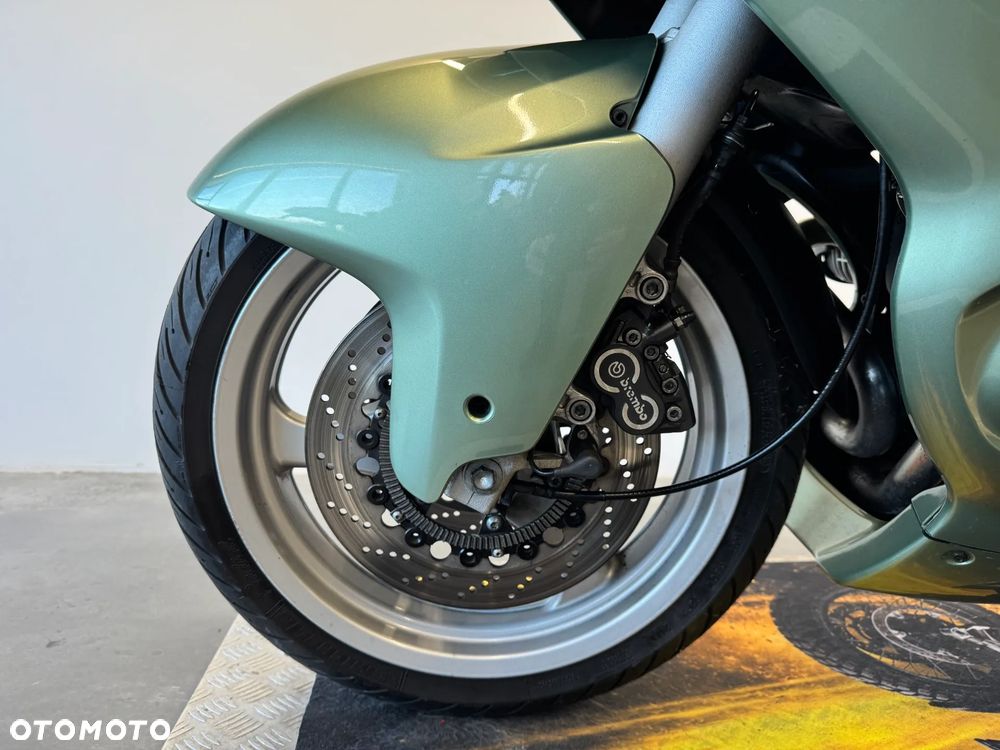 BMW R - 19
