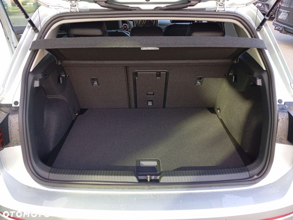 Volkswagen Golf - 20