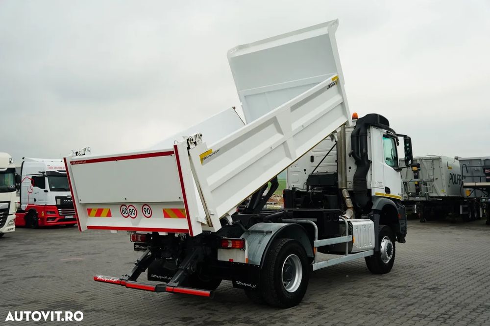 Mercedes-Benz AROCS 2038 / 4x4 / BASCULABILĂ PE DOUĂ LATE / HIDRODOLTA / AUTOMATĂ / - 6