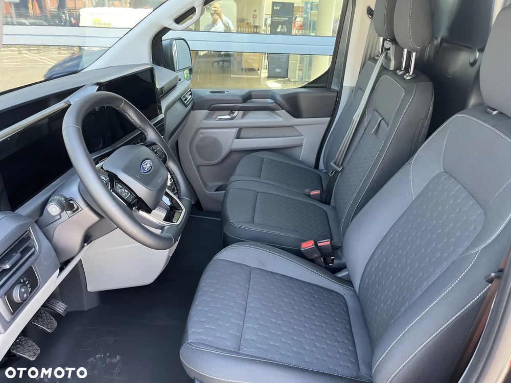 Ford Transit Custom V710 - 13