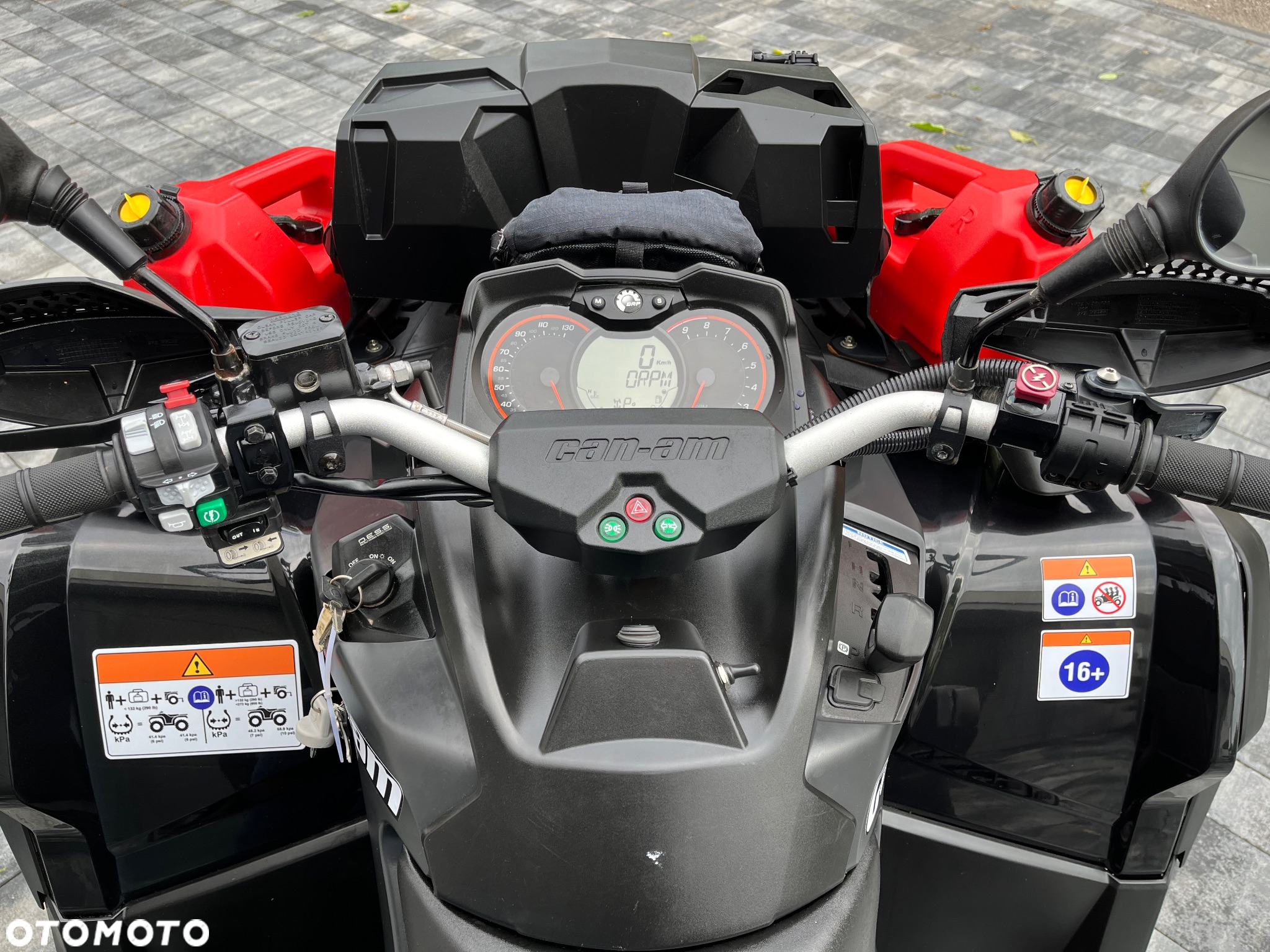 Can-Am Outlander Max - 7