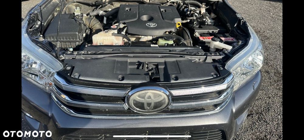 Toyota Hilux 4x4 Double Cab S&S Comfort - 17