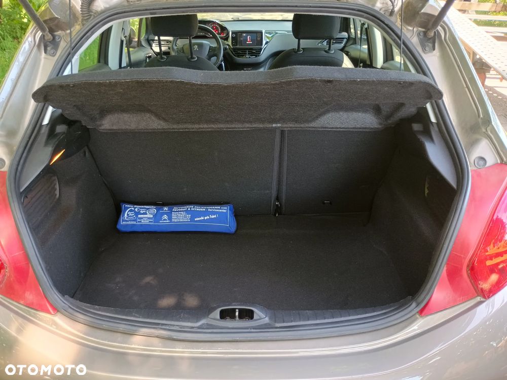 Peugeot 208 1.2 PureTech Active - 15