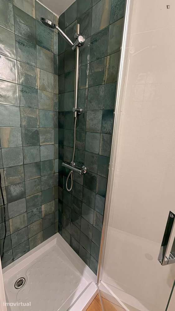 Quarto - localizado em Amadora Lisbon - Grande imagem: 4/7