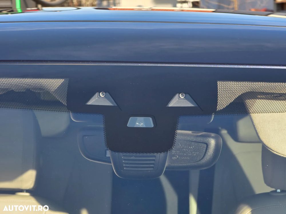 Jaguar F-Pace 30t AWD Portfolio - 10