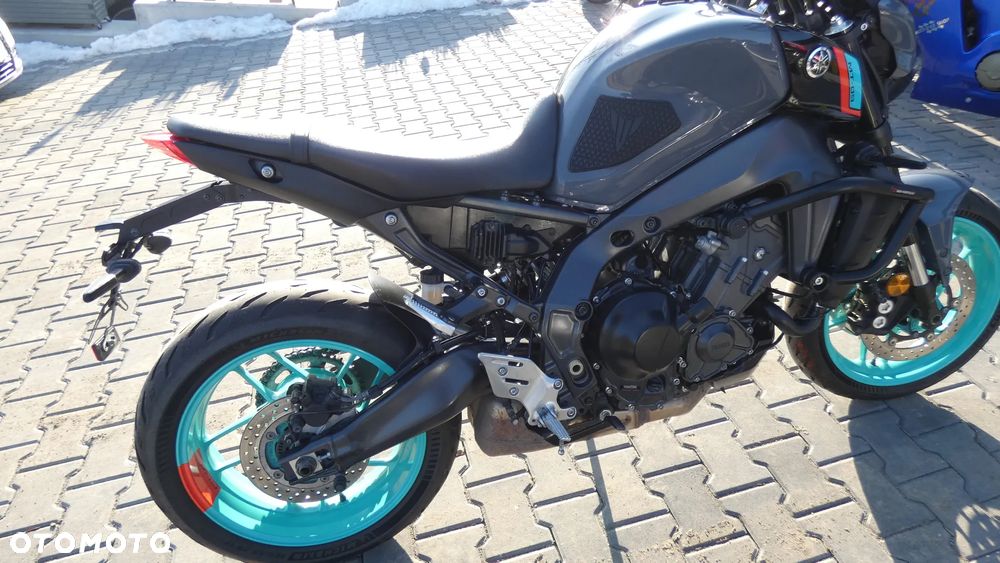Yamaha MT - 7