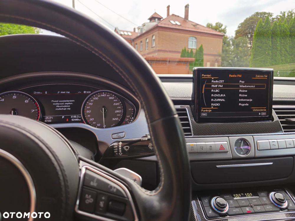 Audi S8 - 18