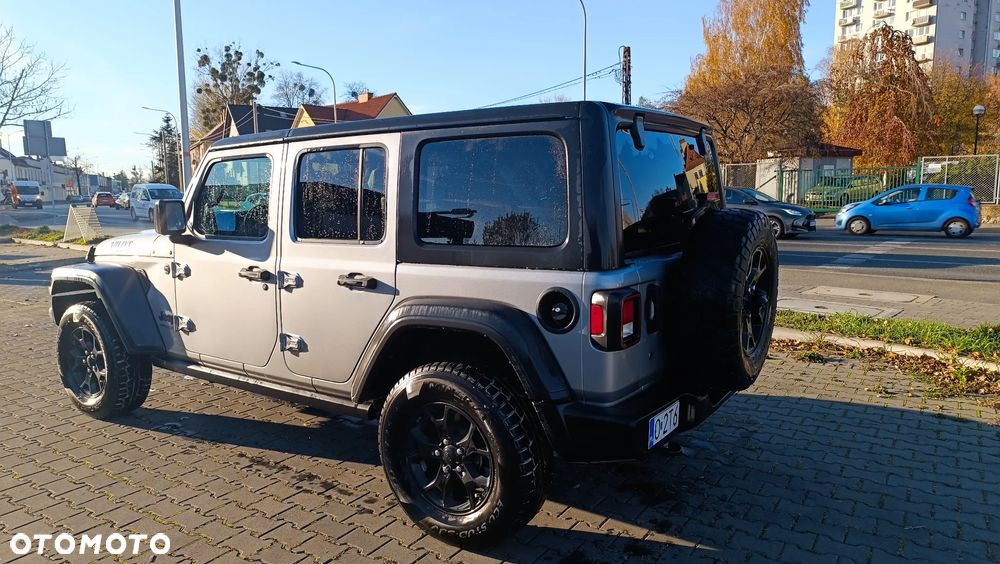 Jeep Wrangler - 2