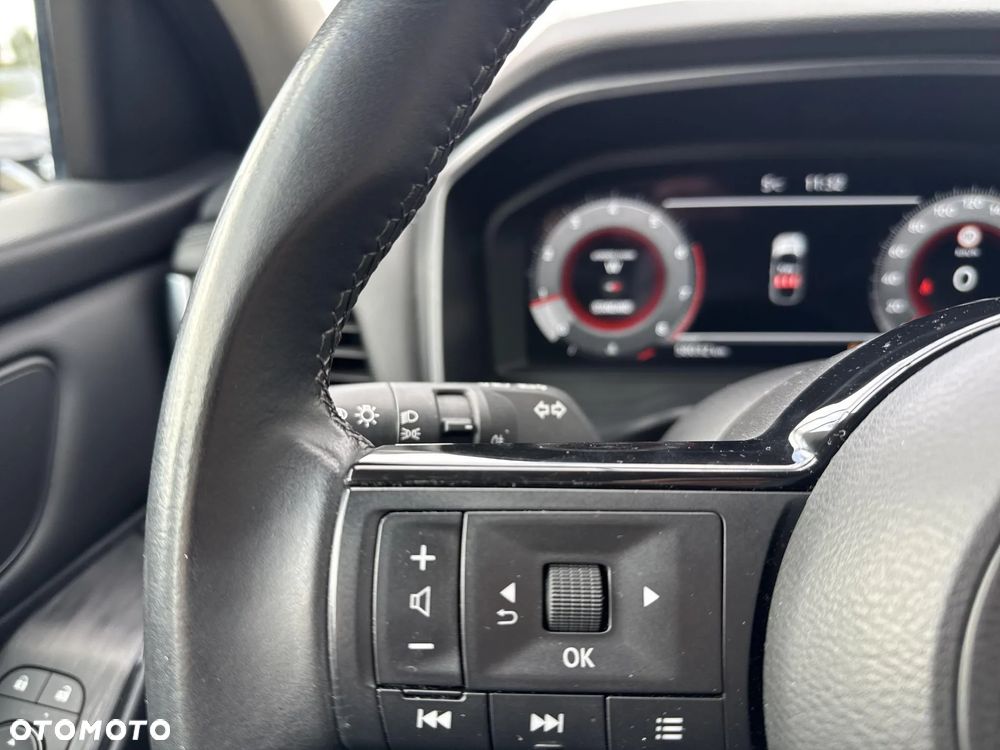 Nissan Qashqai 1.3 DIG-T mHEV N-Connecta - 22