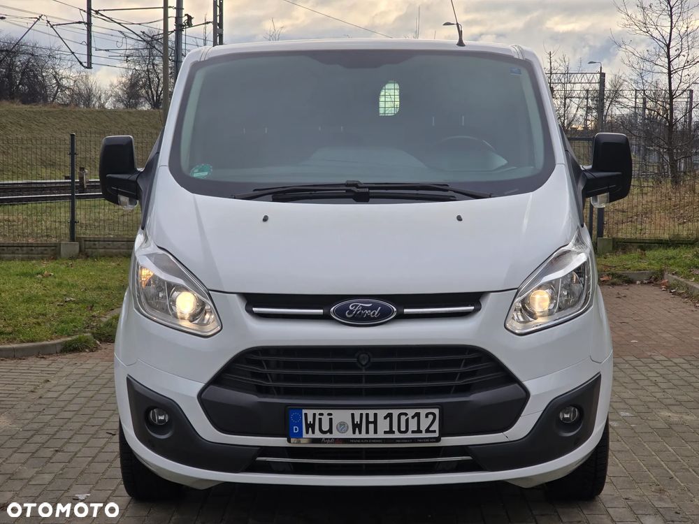 Ford TRANSIT CUSTOM - 2