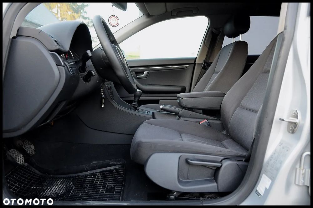 Audi A4 Avant - 27