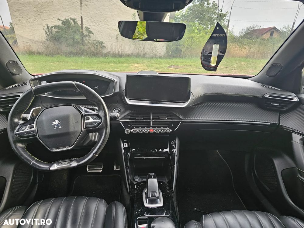 Peugeot 2008 1.2 PureTech EAT8 STT GT - 34