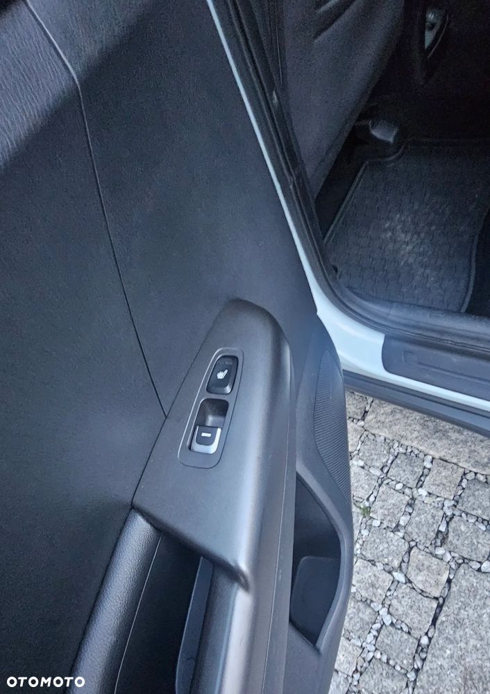 Kia Sportage 1.6 GDI Black Edition 2WD - 17