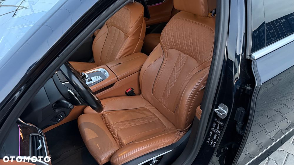 BMW Seria 7 750Ld xDrive - 13