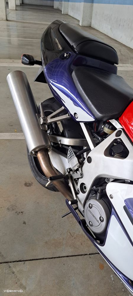 Honda CBR CBR 900 RR Fireblade - 8
