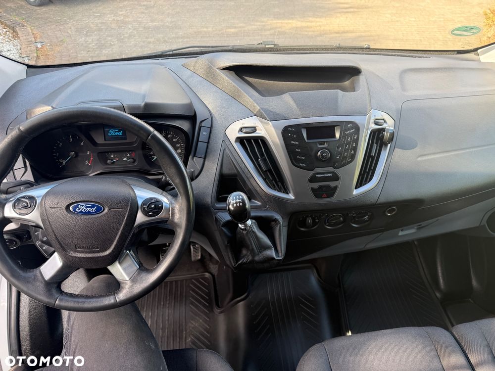 Ford Transit - 9