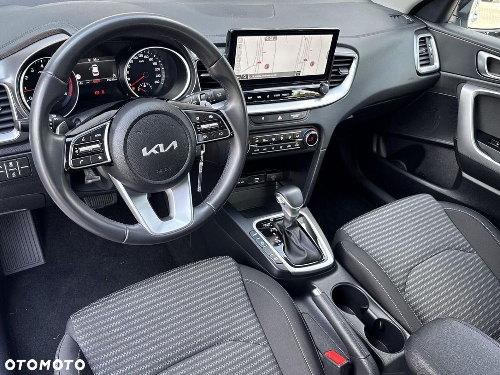Kia Ceed 1.5 T-GDI M DCT - 16