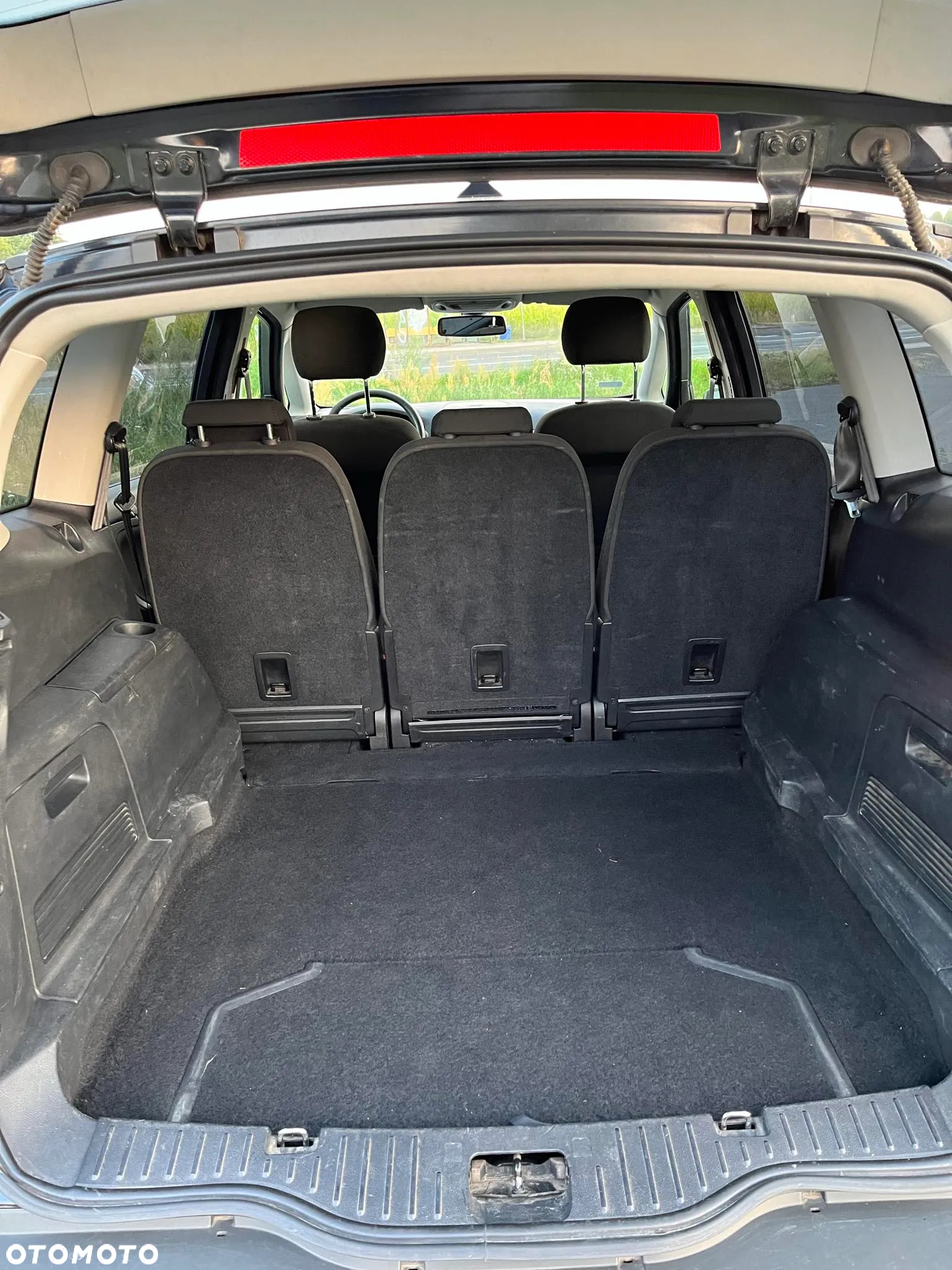 Ford S-Max - 7