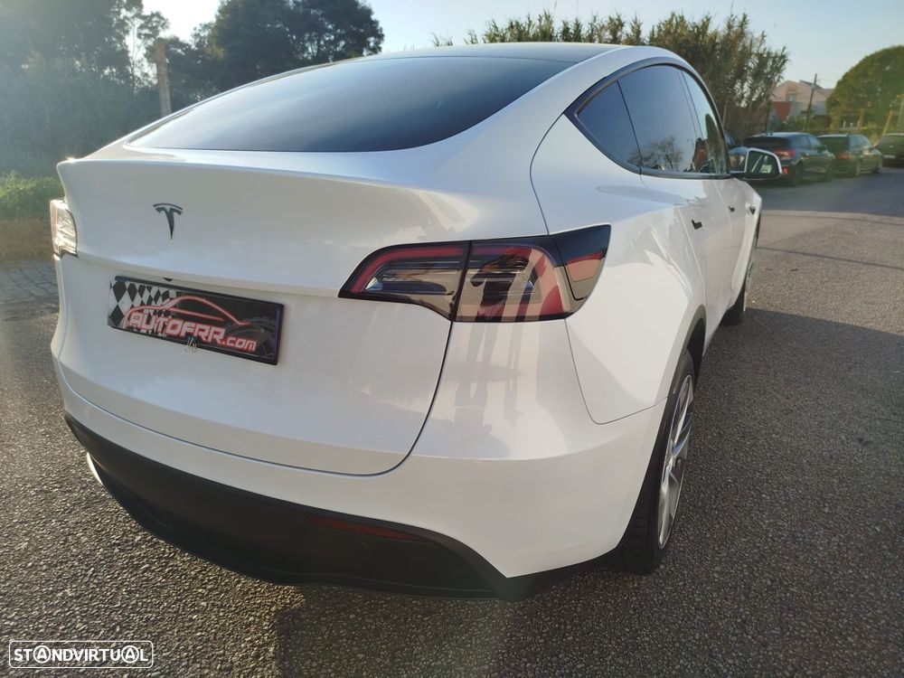 Tesla Model Y RWD - 16