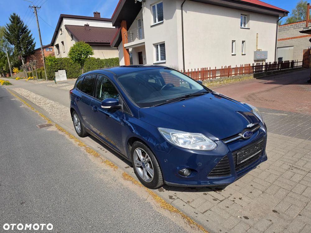 Ford Focus 1.0 EcoBoost STart-Stopp-System TITANIUM - 2