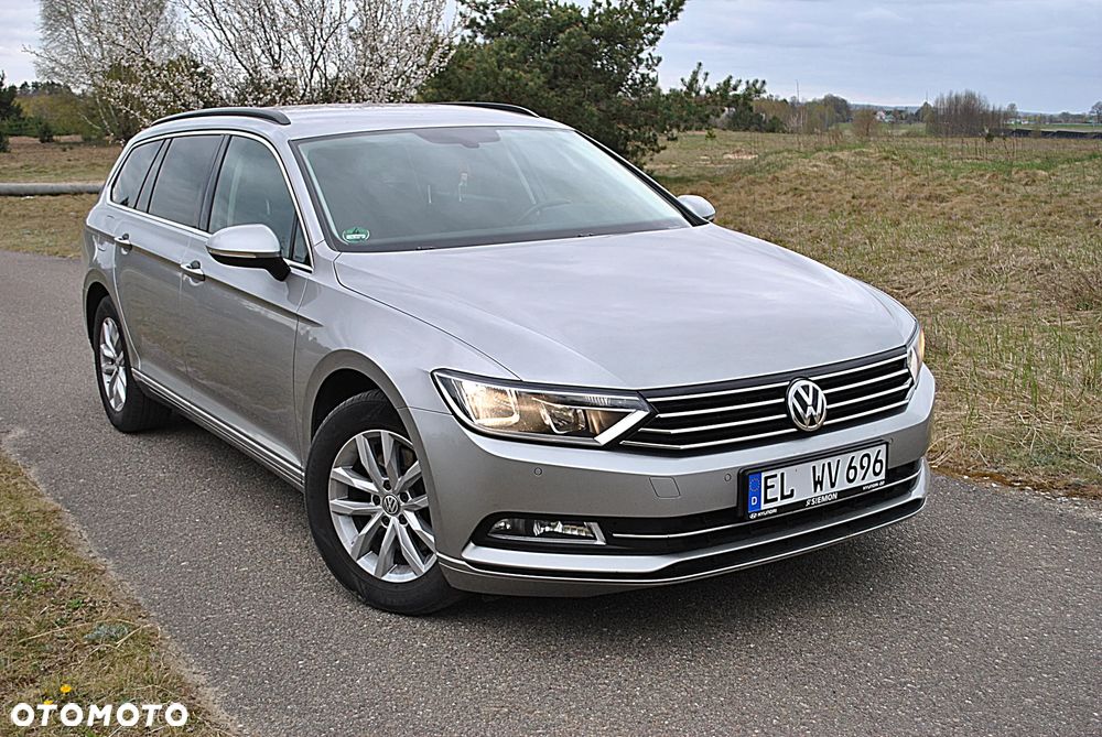 Volkswagen Passat 2.0 TDI SCR DSG Comfortline - 2