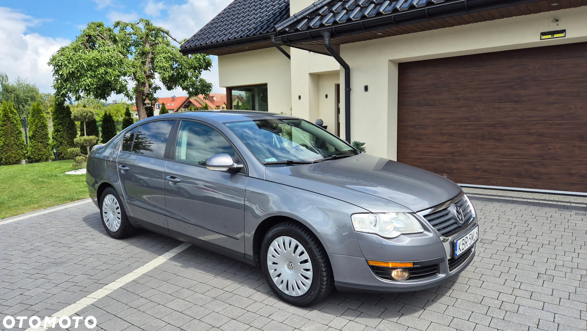 Volkswagen Passat 1.6 FSI Comfortline - 17