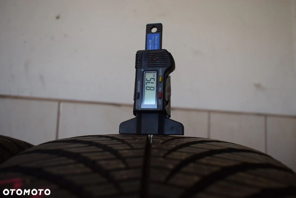 R19 225/45 Goodyear Vector 4Seasons GEN-2 Cena za parę - 5