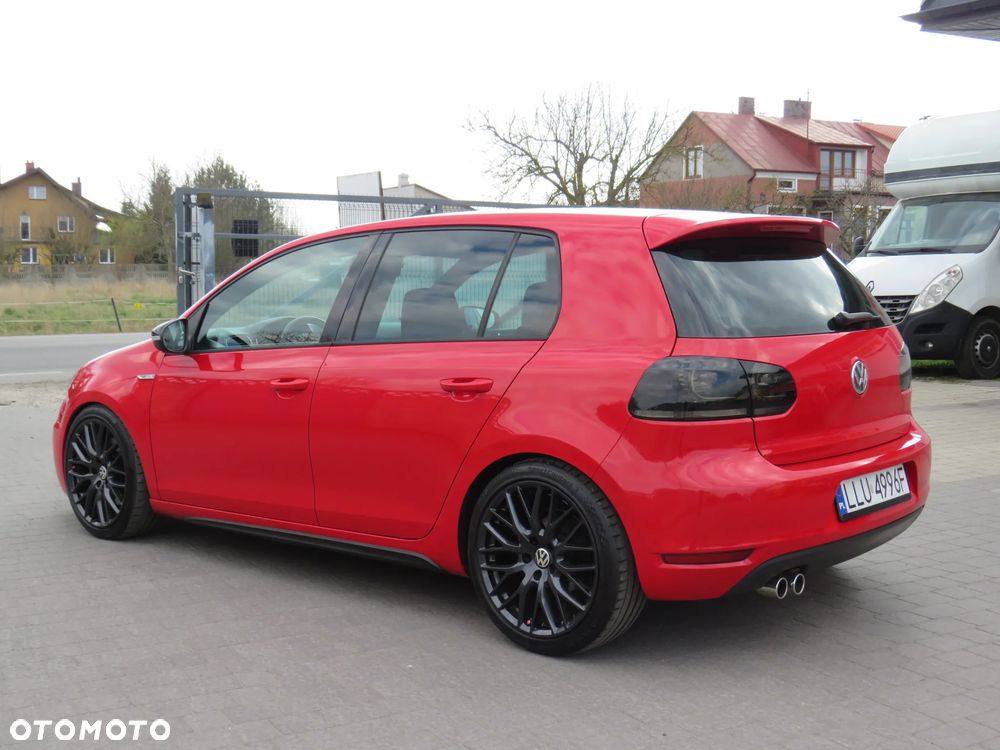 Volkswagen Golf - 17
