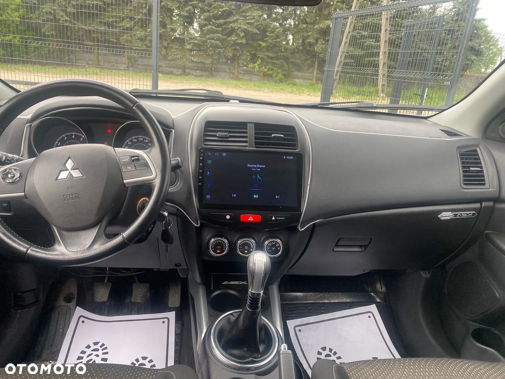 Mitsubishi ASX - 15