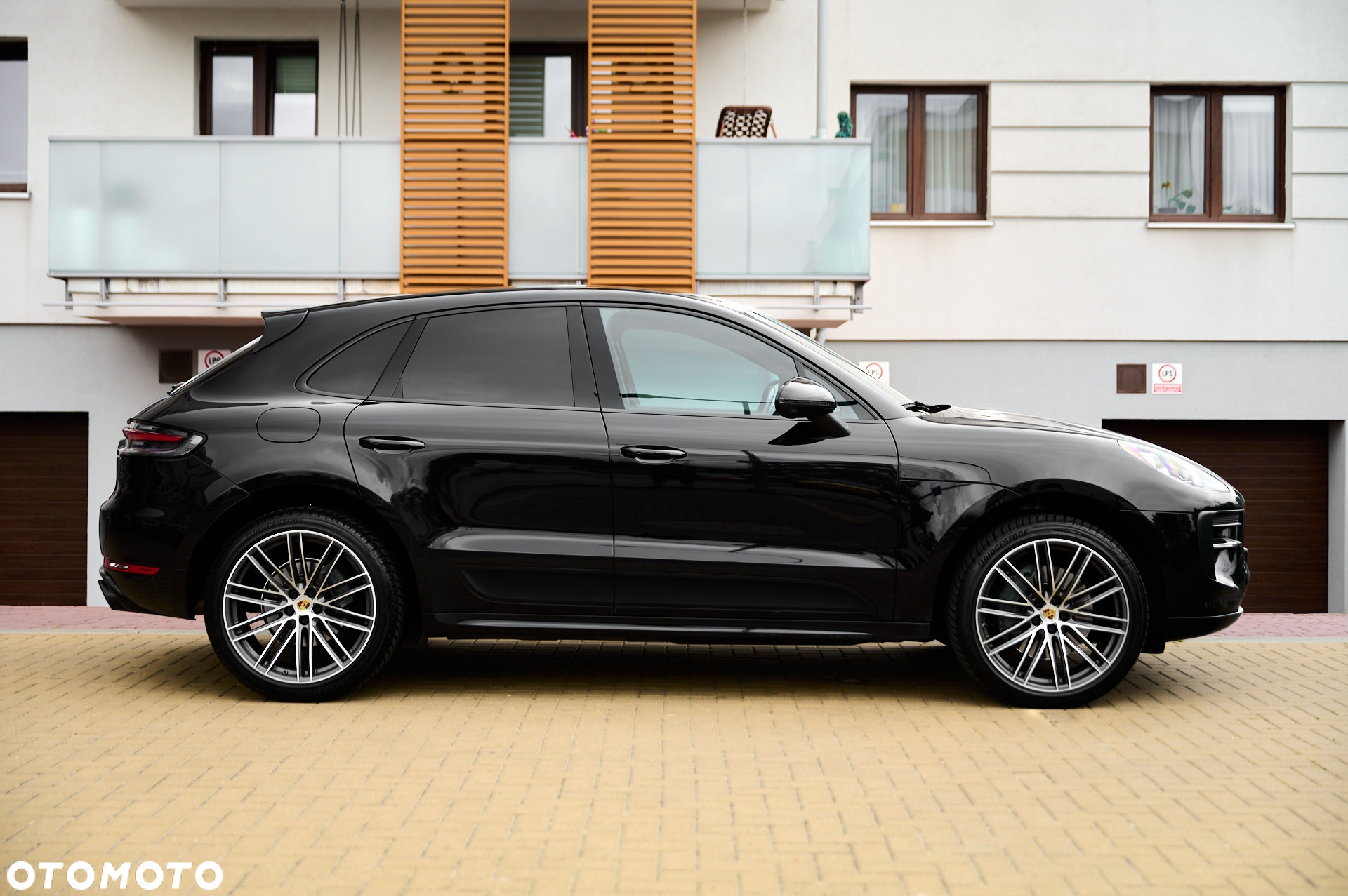 Porsche Macan S - 10