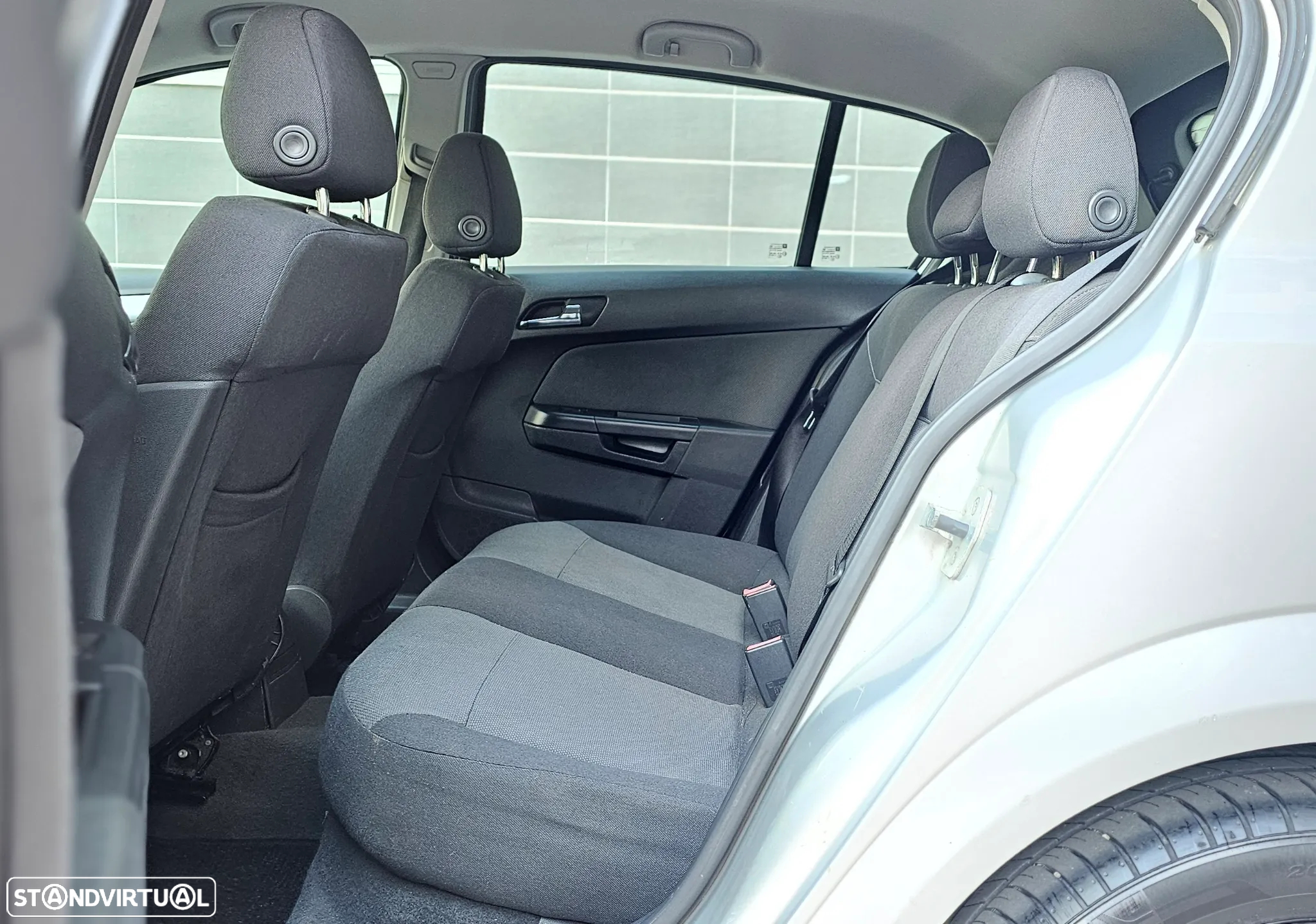 Opel Astra 1.4 Elegance - 11