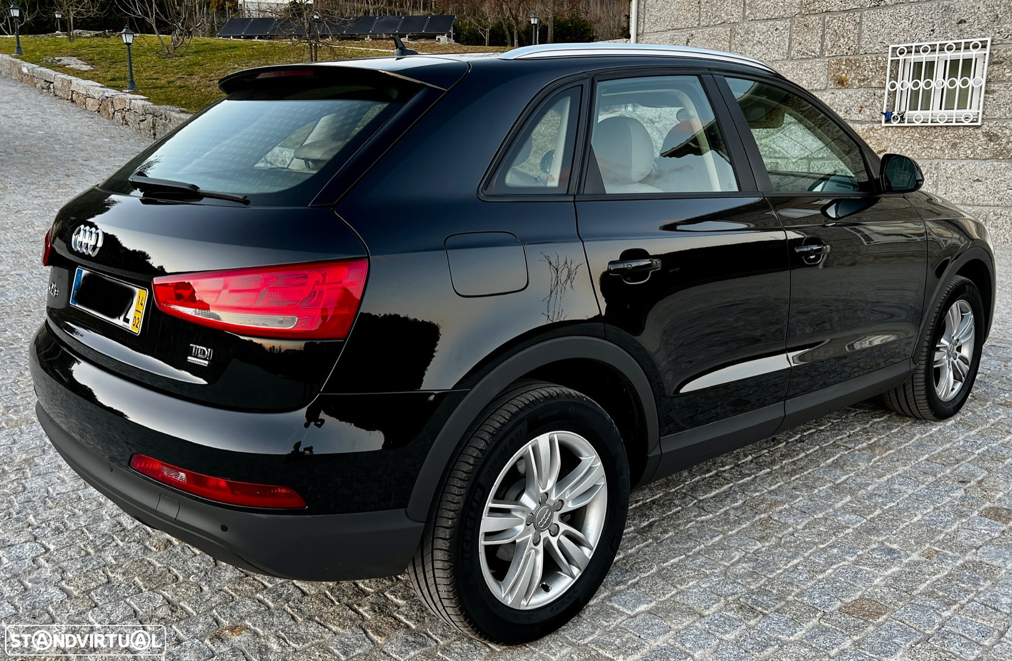 Audi Q3 2.0 TDI quattro Attraction S-tronic - 3