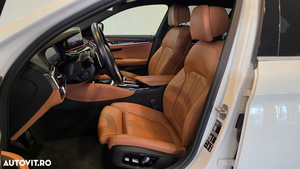 BMW Seria 5 540i xDrive AT MHEV - 8