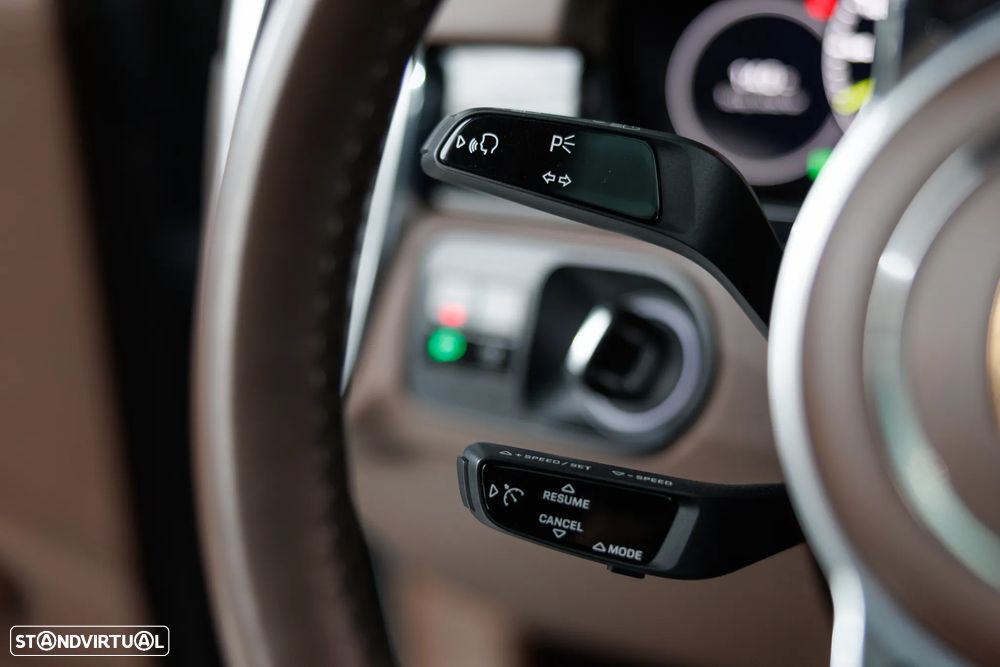 Porsche Cayenne Coupé E-Hybrid - 17