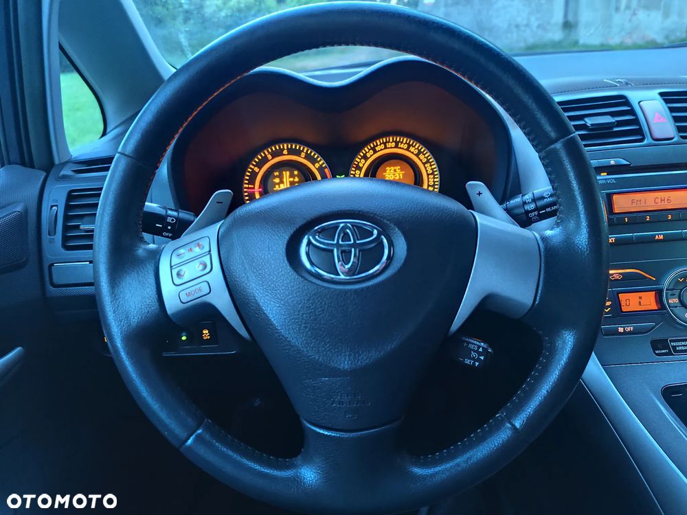 Toyota Auris 1.6 VVT-i Prestige MM - 21