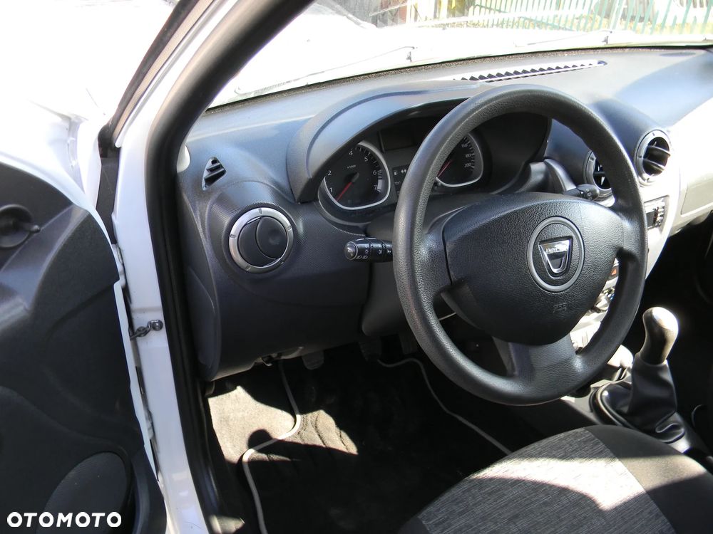 Dacia Duster 1.6 16V 4x2 Destination - 18