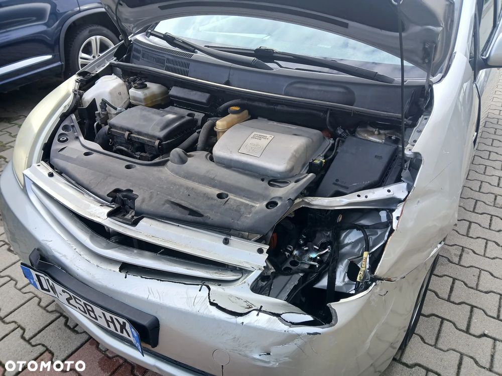 Toyota Prius - 14