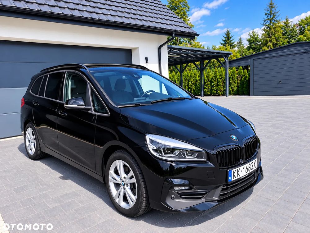 BMW Seria 2 218d Luxury Line - 4