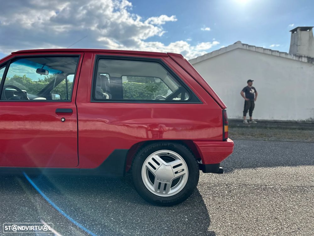 Opel Corsa 1.6 GSi - 4