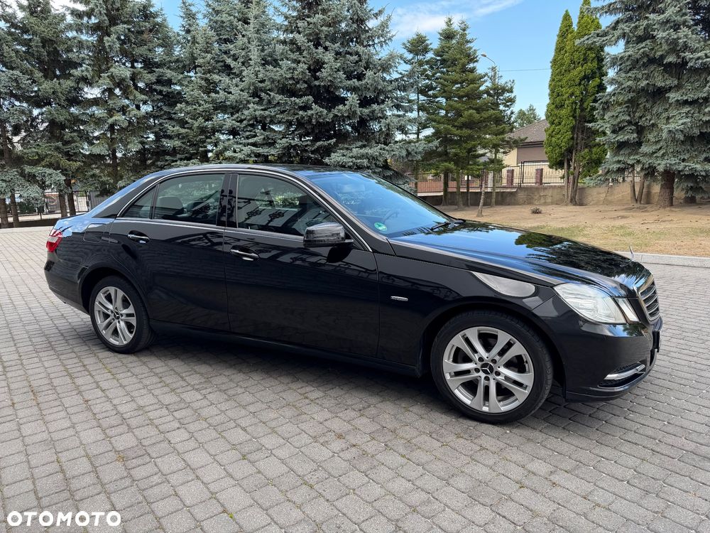Mercedes-Benz Klasa E 220 CDI DPF BlueEFFICIENCY Automatik - 7