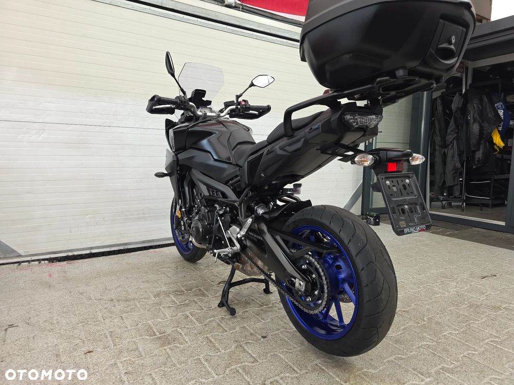 Yamaha MT - 18