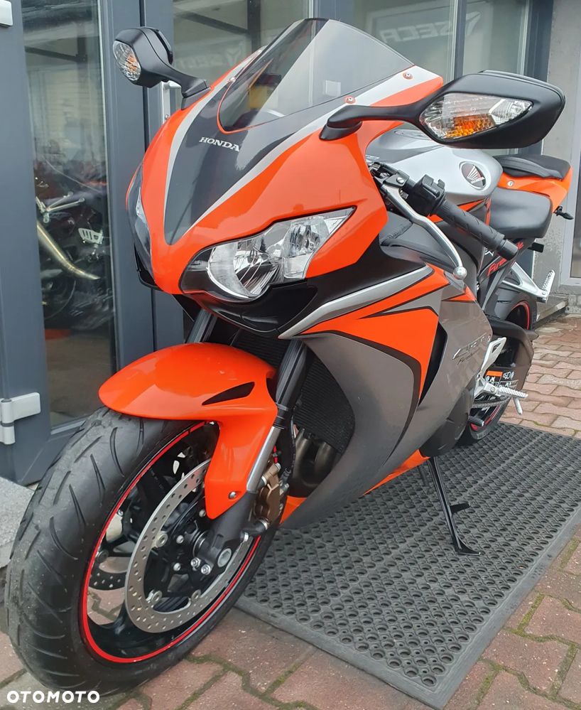 Honda CBR - 2
