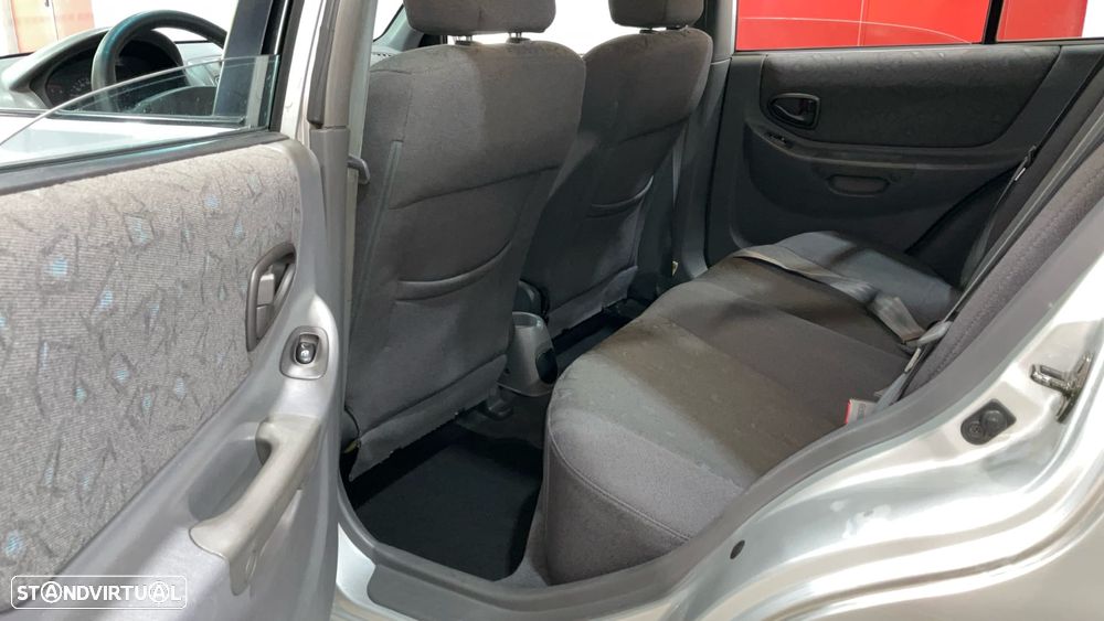 Hyundai Accent 1.5 CRDi Confort - 17
