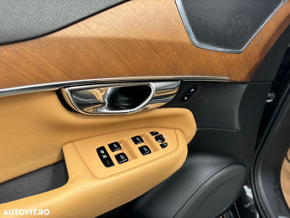 Volvo XC 90 D5 AWD Geartronic Inscription - 29