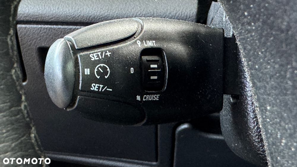 Peugeot 407 1.6 HDI Premium - 21